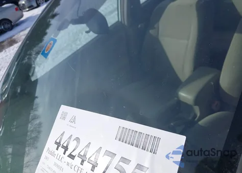 2003 Toyota Corolla Le z USA, uszkodzony, nr VIN JTDBR32E930022902